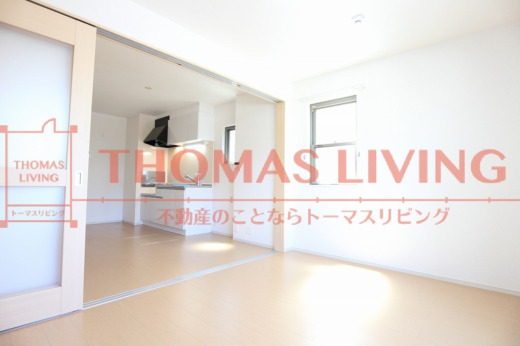 その他部屋・スペース　南西向きの明るいお部屋です。