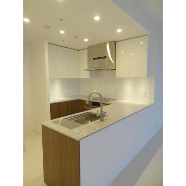 キッチン　※写真は同タイプ住戸です。