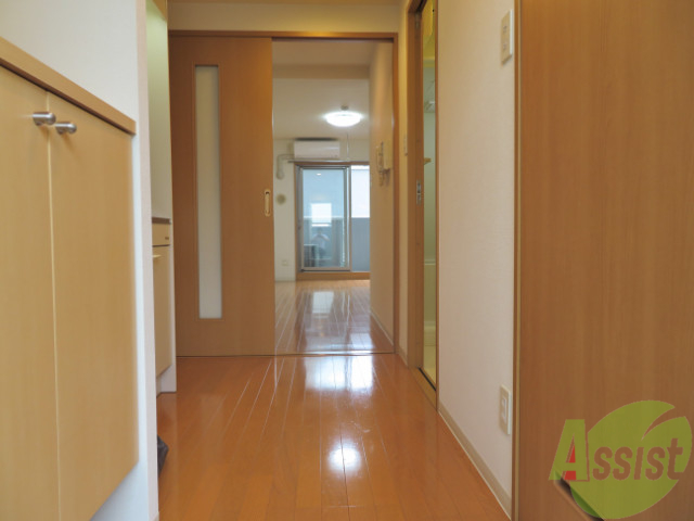 玄関　玄関から見たお部屋です。帰りたくなるお部屋間違いナシ。
