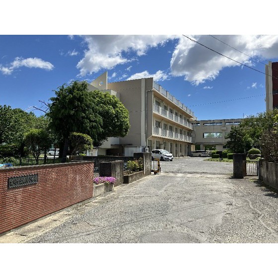 小学校　高崎市立乗附小学校（小学校）まで791m
