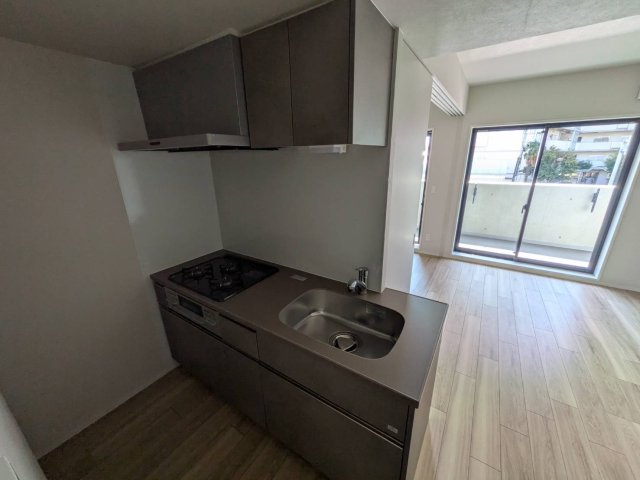 THE SENSE RESIDENCE 甲南山手のキッチン写真