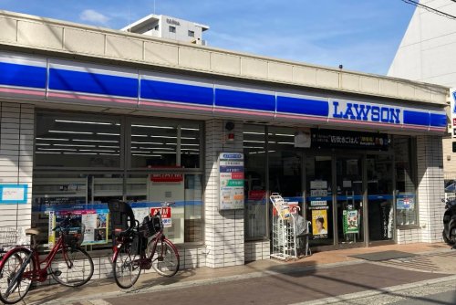 コンビニ　ローソン 近鉄布施駅北店（コンビニ）まで621m