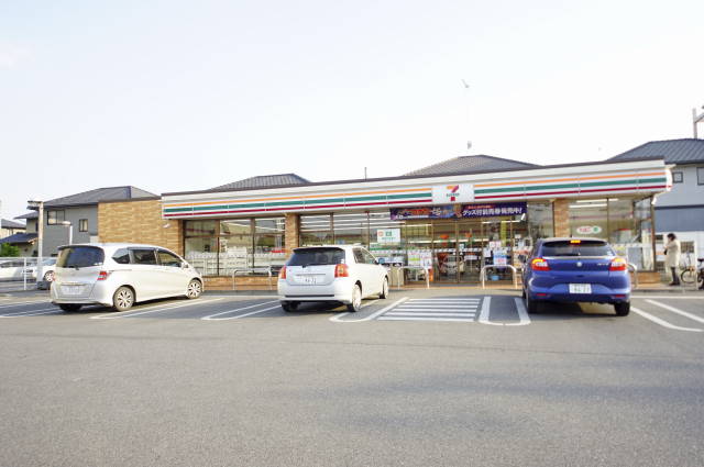 コンビニ　セブンイレブン小山城東7丁目店（コンビニ）まで385m