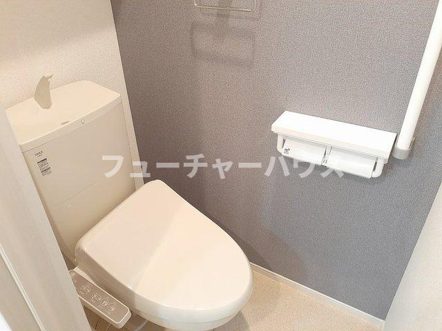 トイレ　ゆったりとした空間のトイレです