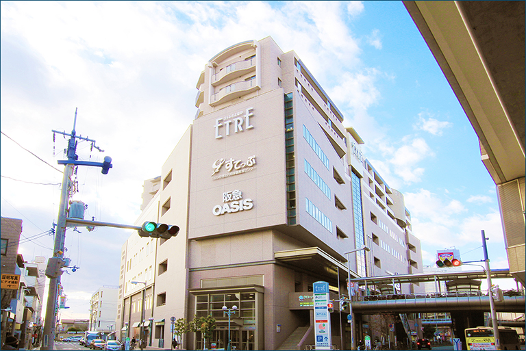 ショッピングセンター　ETRE(エトレ)とよなか（ショッピングセンター）まで551m