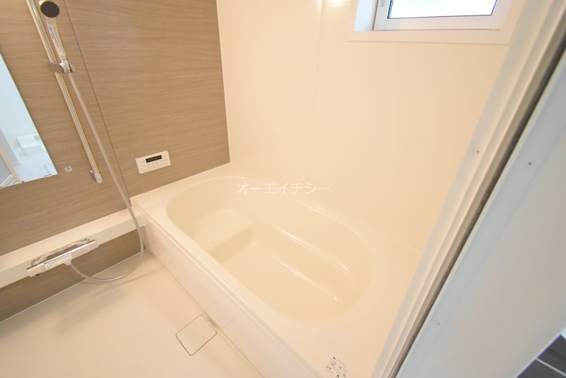 バス・シャワールーム　同施工会社の別物件です。