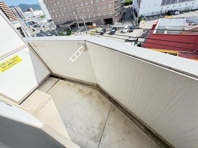 バルコニー　※別号室の写真です※