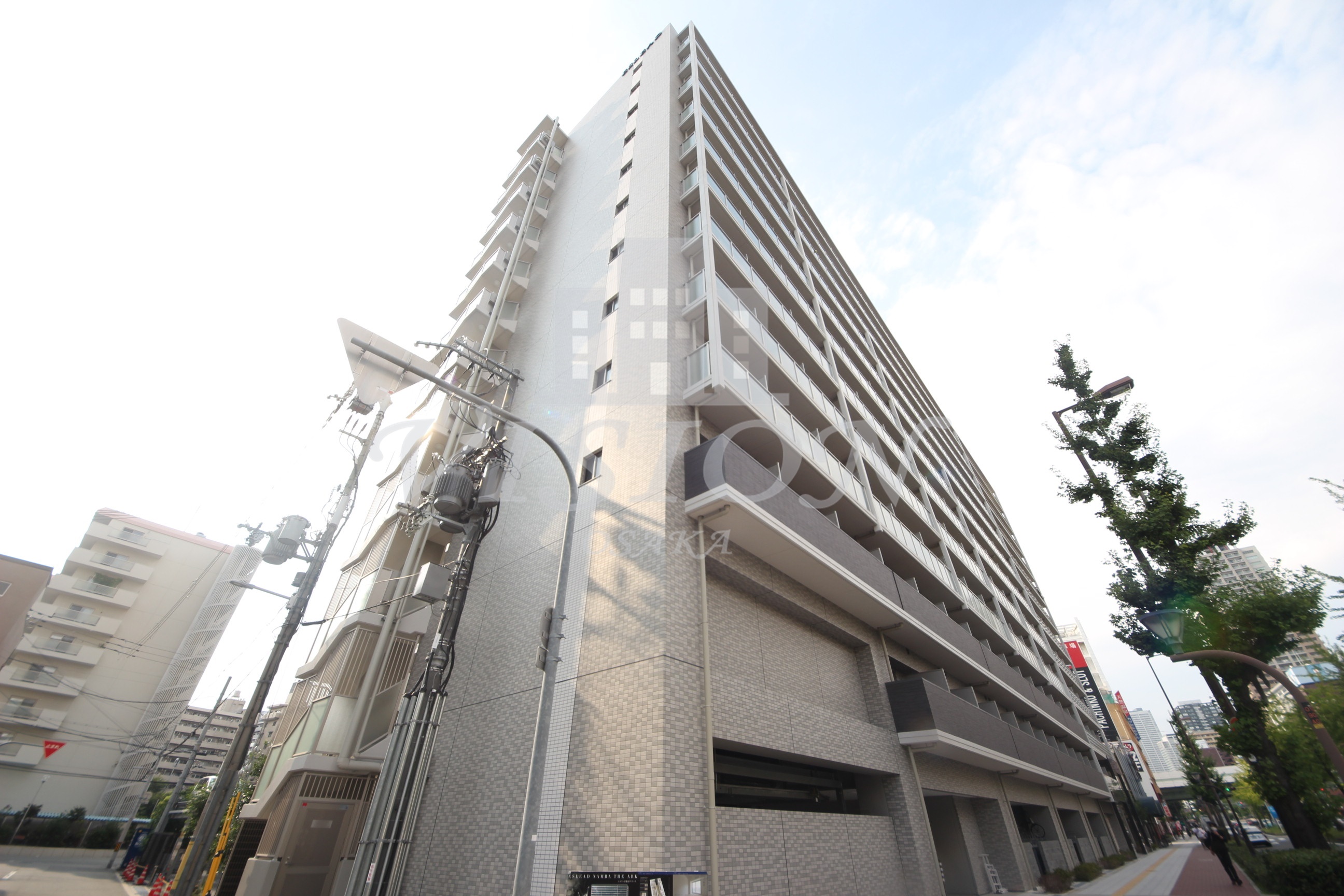 地下鉄御堂筋線 なんば駅 徒歩8分 築7年