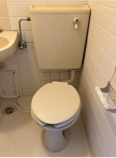 トイレ　別部屋参考写真