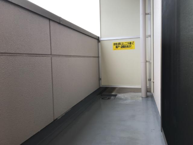 バルコニー　ベランダ