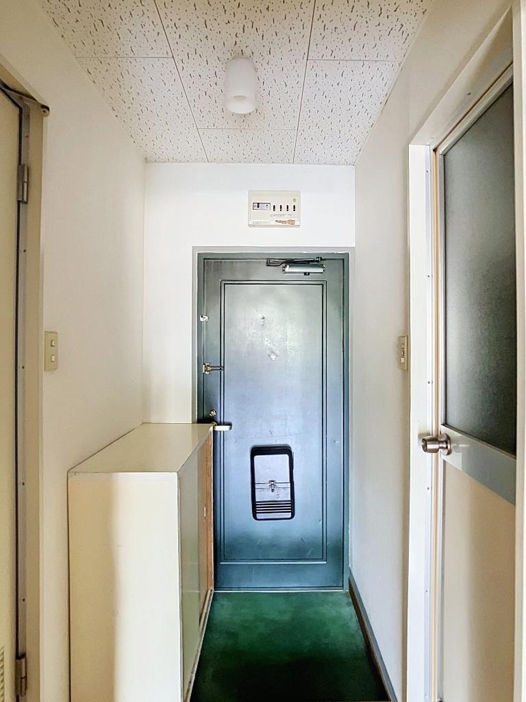 玄関　※他室参照