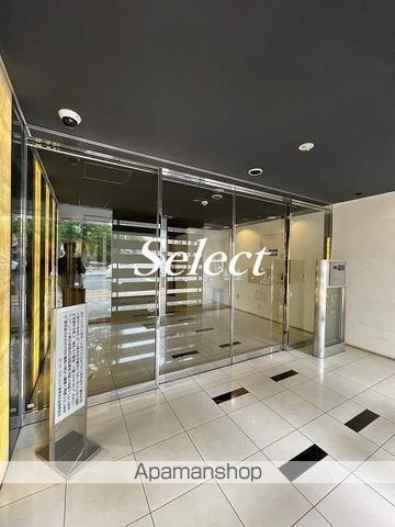 京急本線 日ノ出町駅 徒歩5分 11階建 築15年の外観写真
