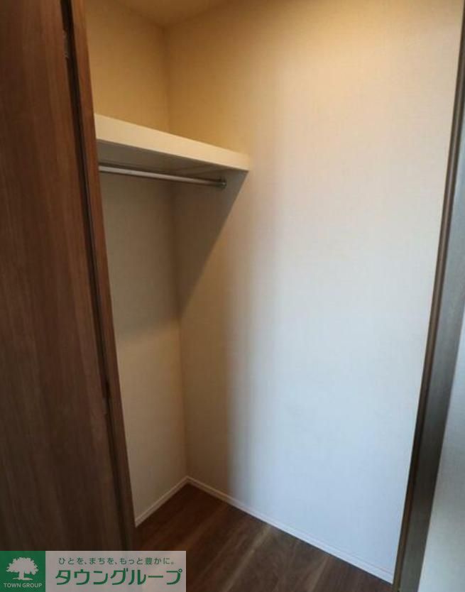 収納　同じ間取りの別部屋写真