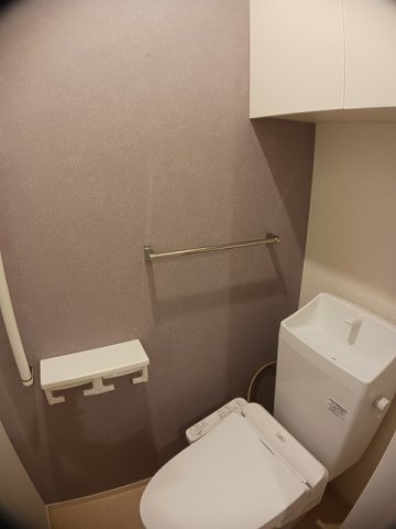 トイレ　コンパクトで使いやすいトイレです