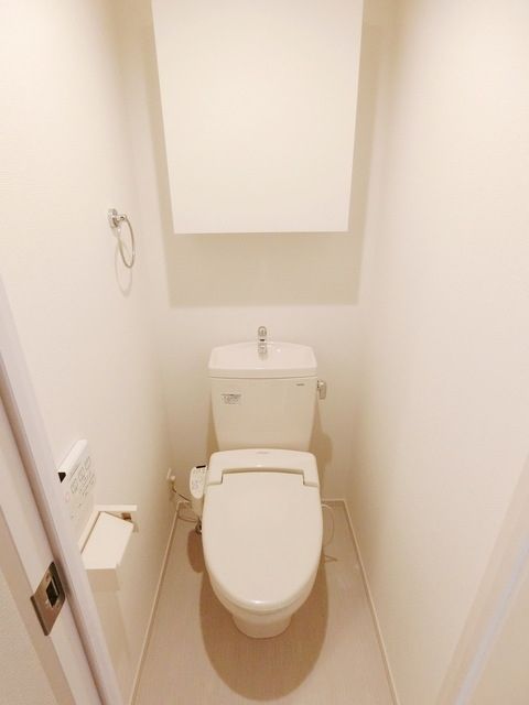 ＪＲ南武線 西国立駅 徒歩9分 3階建 築5年のトイレ写真