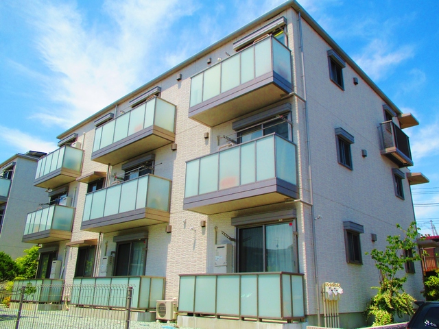 建物外観　２０１６年５月撮影