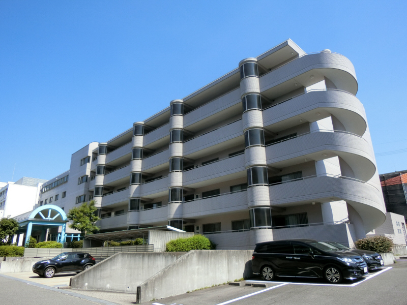 地下鉄西神・山手線 西神中央駅 徒歩5分 築46年