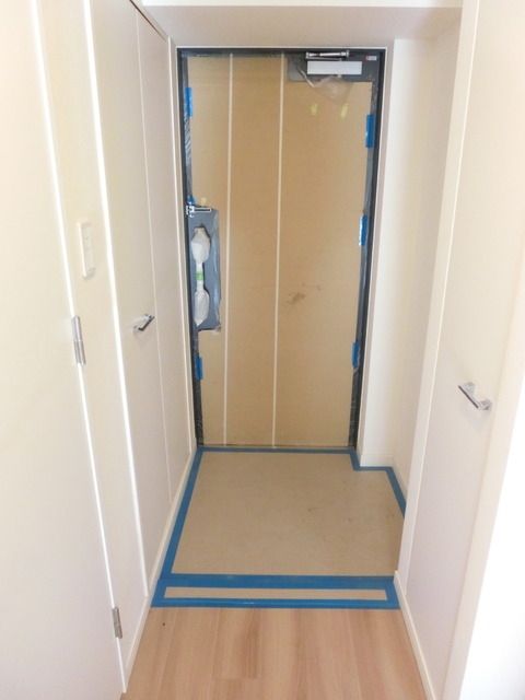 玄関　★お問い合わせはタウンハウジングまで★