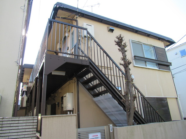 建物外観　閑静な住宅地でゆったりライフスタイルを満喫してください♪