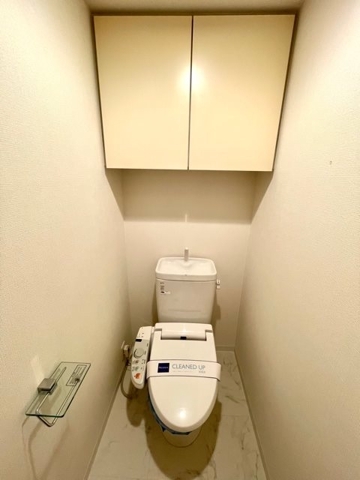トイレ　★バストイレ別で湿気がこもりにくく、カビの発生を防げます