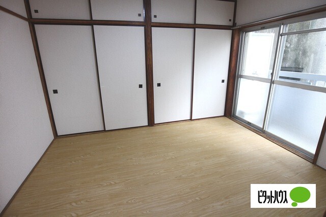 東急田園都市線 駒沢大学駅 徒歩20分 3階建 築56年の内装写真