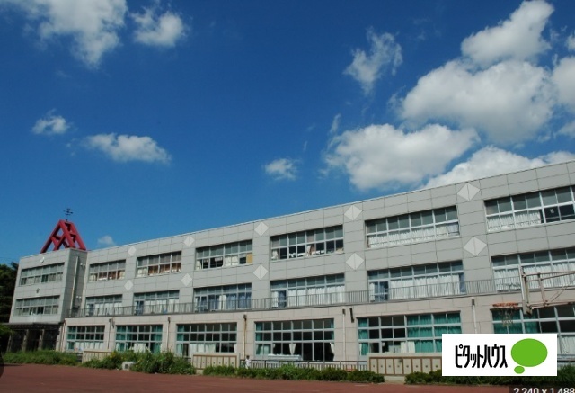 東急田園都市線 駒沢大学駅 徒歩20分 3階建 築56年の周辺写真