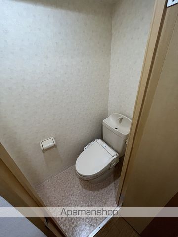 ＪＲ大阪環状線 福島駅 徒歩15分 8階建 築20年のトイレ写真