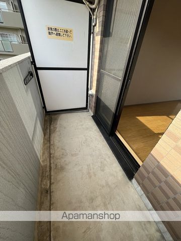 ＪＲ大阪環状線 福島駅 徒歩15分 8階建 築20年の内装写真