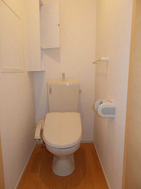 タウンコート田町のトイレ写真
