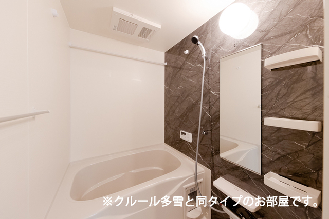 ボンクールの風呂写真