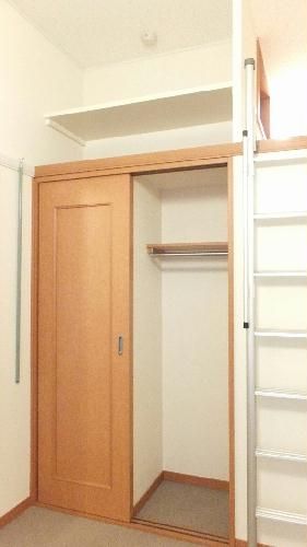 レオパレスハナブサ Naraの内装写真