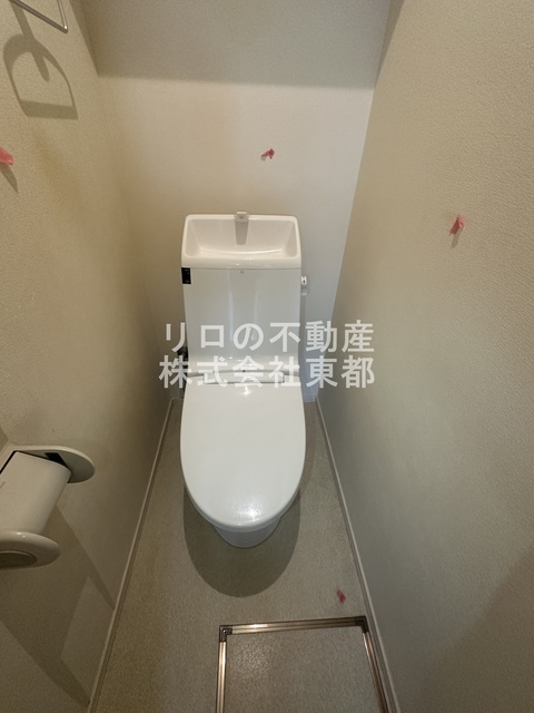 トイレ　洗浄・暖房便座付です！