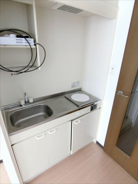 ＪＲ京浜東北線 王子駅 徒歩3分 5階建 築27年のキッチン写真