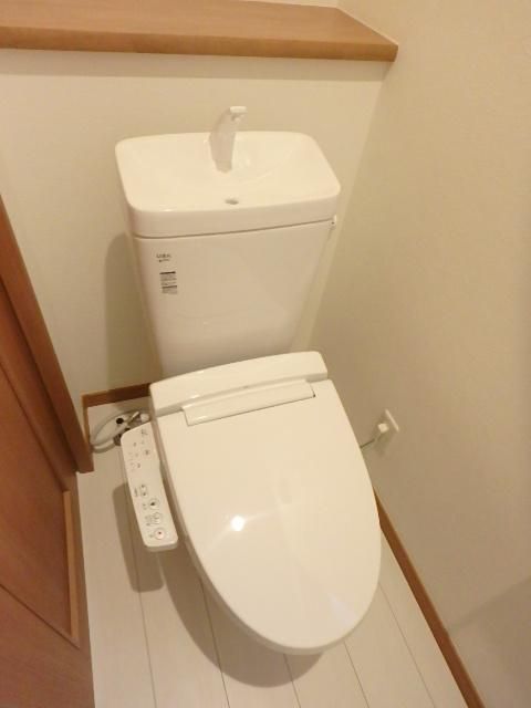 西武池袋線 富士見台駅 徒歩8分 2階建 築10年のトイレ写真