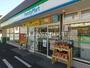 コンビニ　ファミリーマート くぬぎ山四丁目店（コンビニ）まで428m