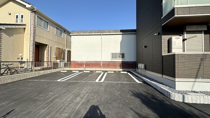 駐車場　駐車場