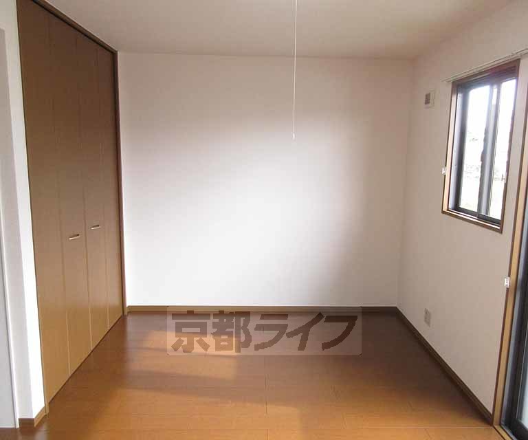 居室・リビング　明るいお部屋です