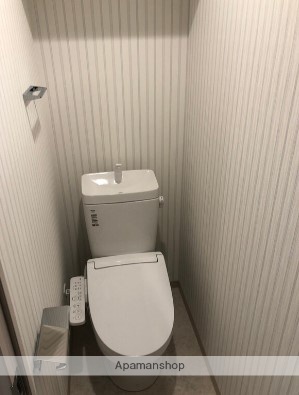 ＪＲ横須賀線 武蔵小杉駅 徒歩5分 9階建 築3年のトイレ写真