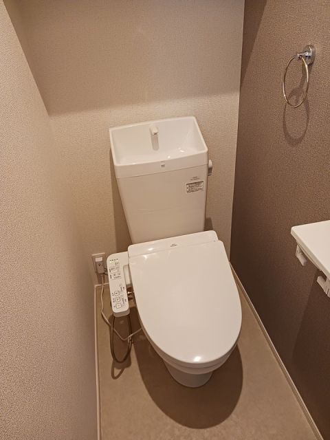 アスパイアリングCのトイレ写真