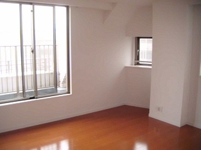 パシフィックレジデンス目黒本町の居間写真