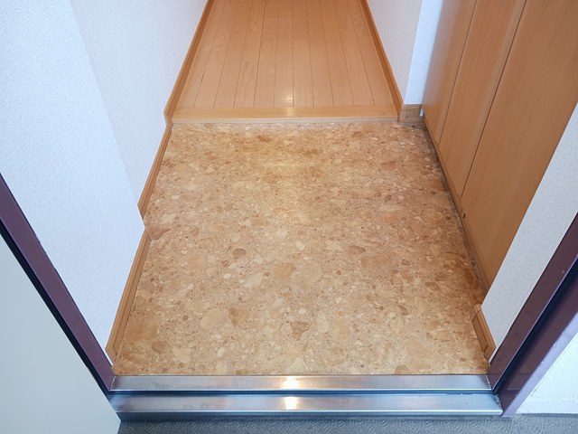 玄関　明るい玄関です