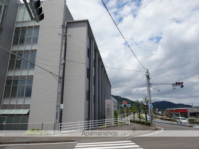 ＪＲ東海道本線 西焼津駅 徒歩2分 3階建 築24年の周辺写真