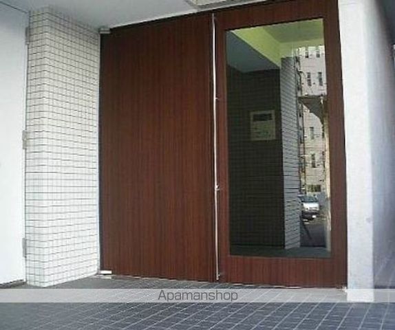 レジデンス四谷坂町の外観写真