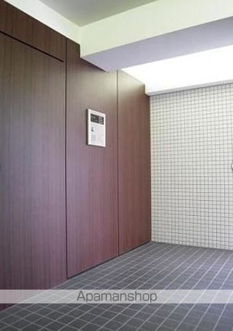 レジデンス四谷坂町の外観写真