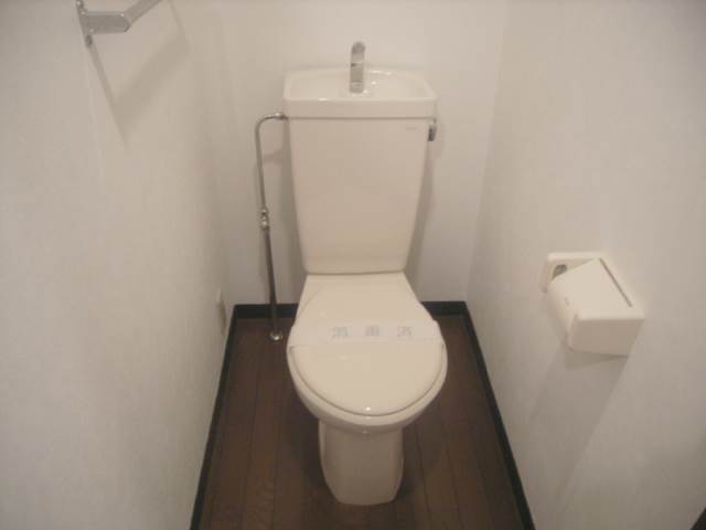トイレ　同型タイプ