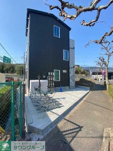 エントランス　★お部屋探しはタウンハウジング高幡不動店まで★
