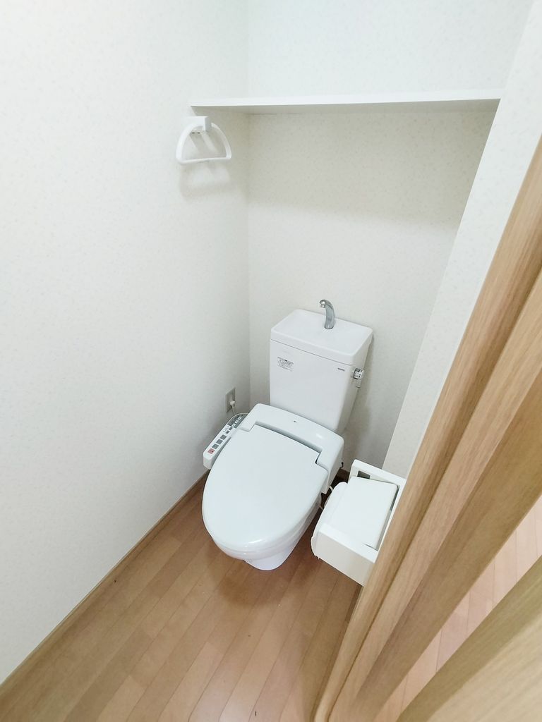 トイレ　トイレ
