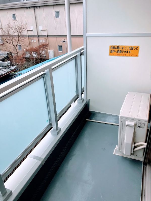 バルコニー