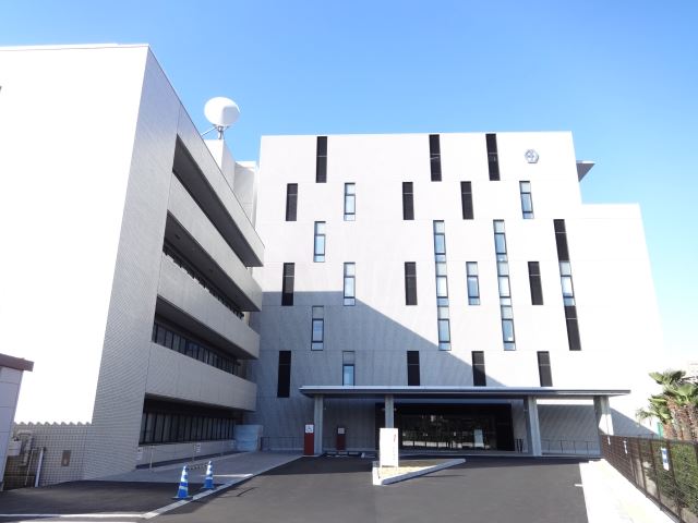 コンビニ　瀬戸市役所（コンビニ）まで210m