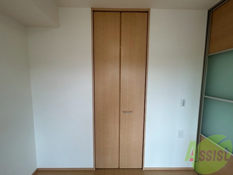 収納　収納は奥行きがあり荷物が多くても大丈夫です。